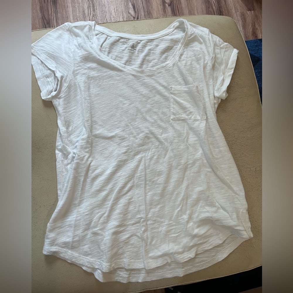 Womens scoop neck tshirt
